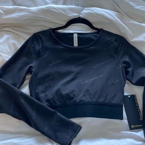 Special edition Wunder Train Crop LS *Emboss